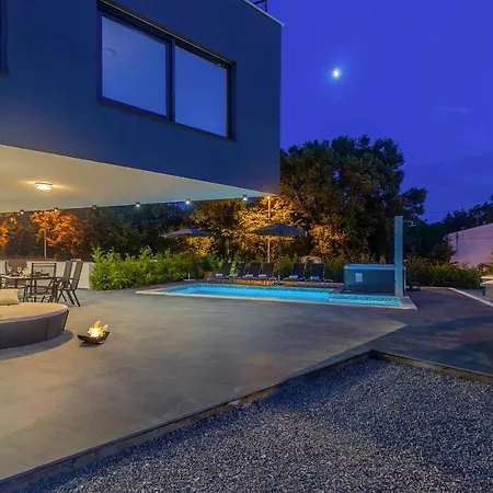 Luxury Noa Apartament *