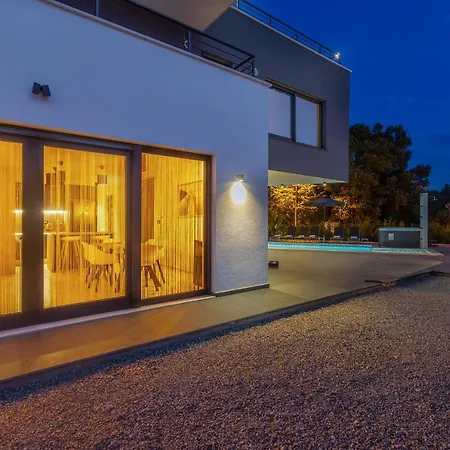 Luxury Noa Apartment