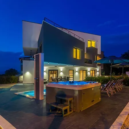 Luxury Noa Apartment