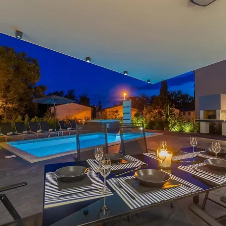 Luxury Noa Njivice