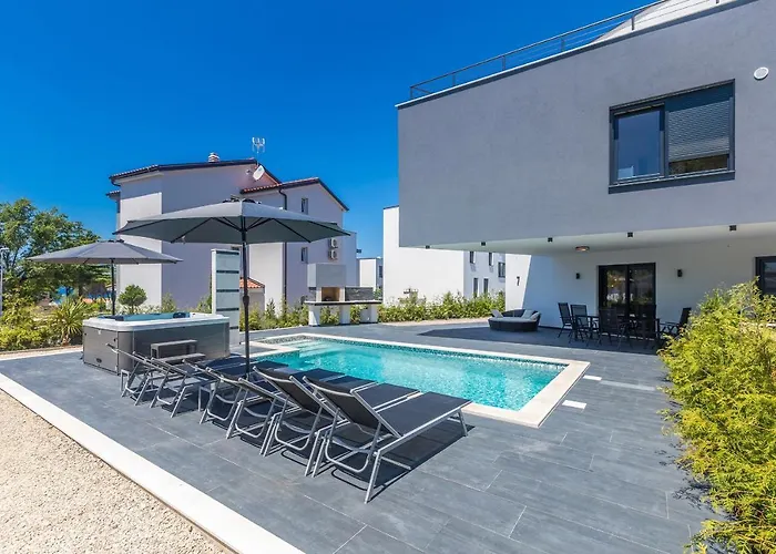 Luxury Noa Apartamento Njivice