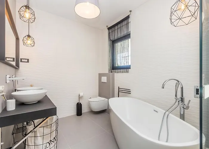 Luxury Noa * Njivice