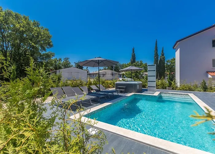 Luxury Noa * Njivice