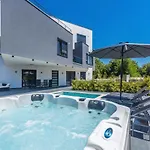 Apartman Luxury Noa